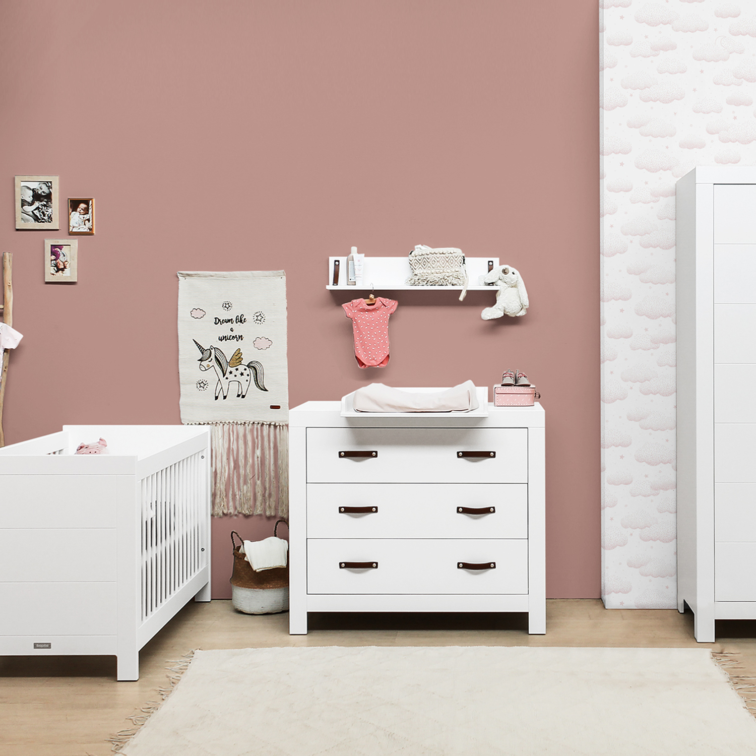 Bopita Lucca Babykamer Wit | Bed 60 x 120 cm + Commode + Kast 2-Deurs