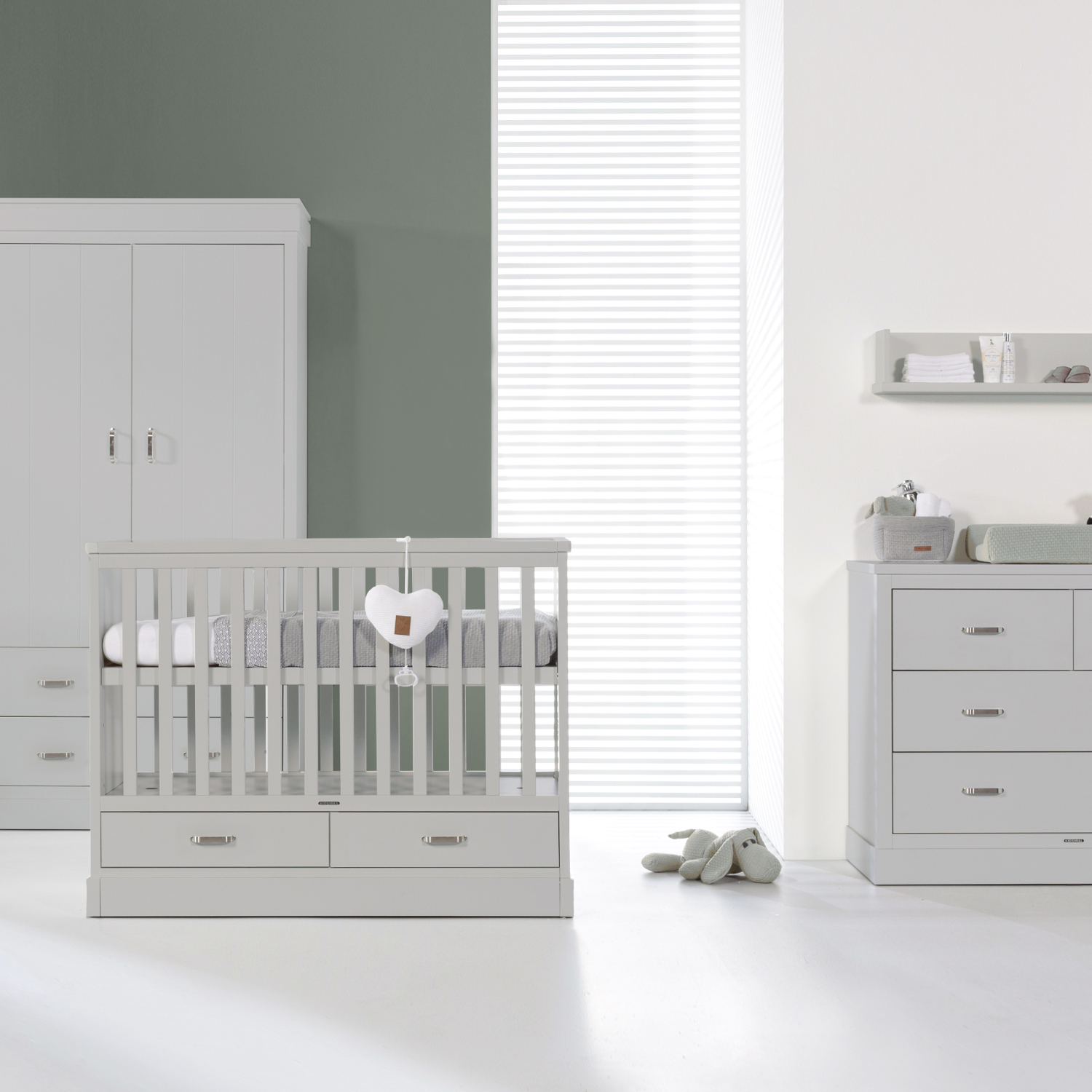Kidsmill Newport Babykamer Grijs | Bed 60 x 120 cm + Commode + Kast 2-Deurs